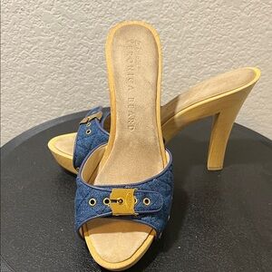 Veronica Beard x Dr. Scholl’s Denim Buckle Heeled Clog Sandals Size 9